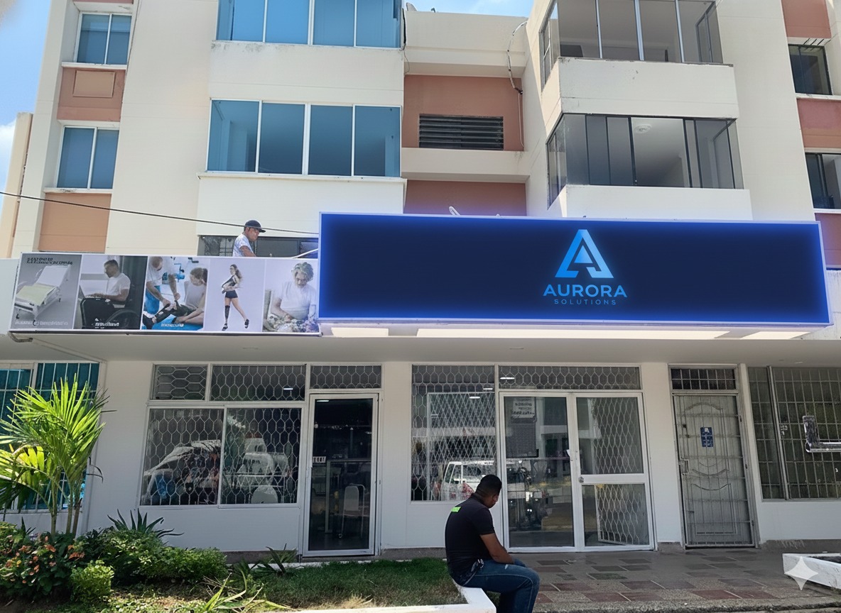 Fachada Comercial Aurora Solutions Tucán